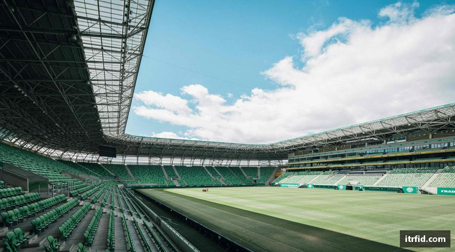 熊猫体育直播🎧戴上它，沉浸式感受赛场的每一次呼吸！